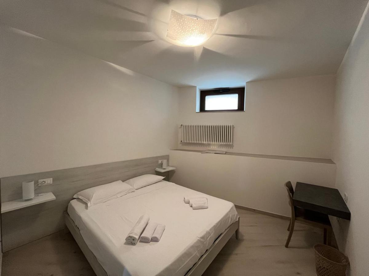 Residenza Sant'Angelo - Bike&Trekking House Apartamento Pietrapertosa Exterior foto
